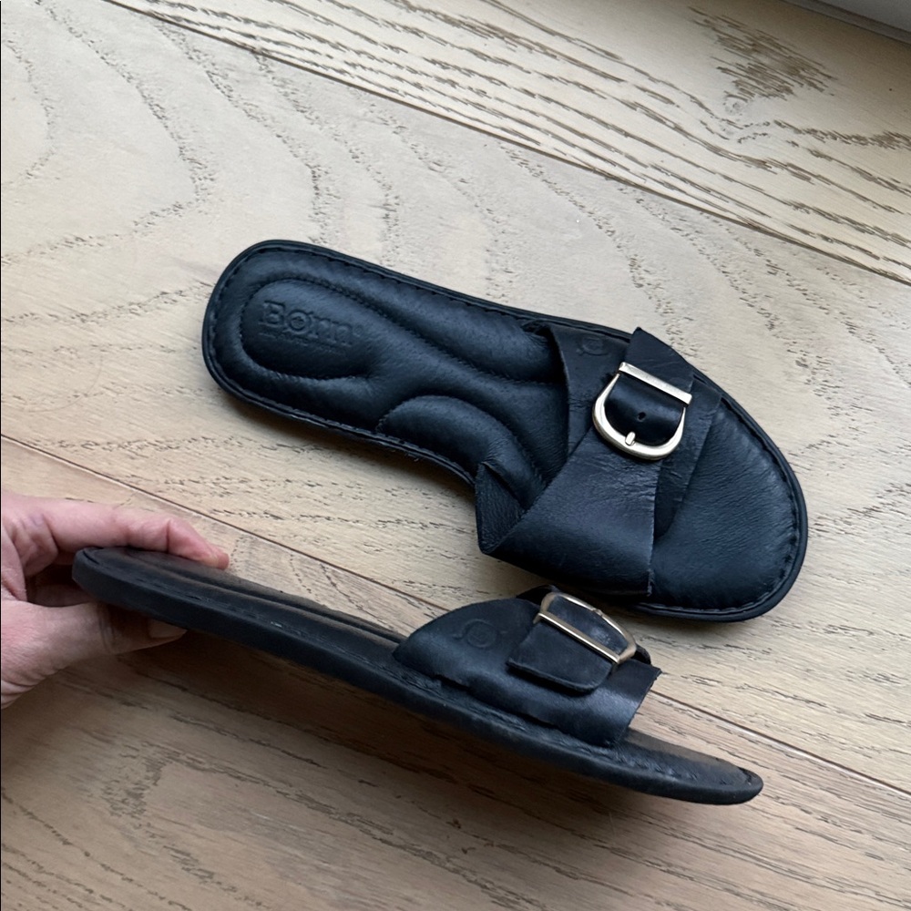 Born Women's Black Leather Sandals